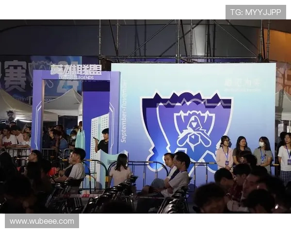 LPL电竞直播全景解读看职业战队巅峰对决与赛事背后精彩故事